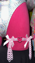 Load image into Gallery viewer, Pink Ribbon Heart Chain Garter