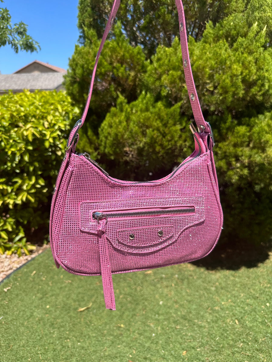 It 2025 shoulder bag