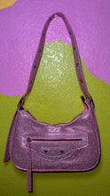 Load image into Gallery viewer, IT girl shoulder bag
